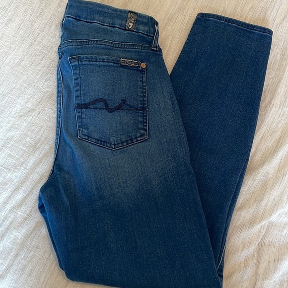 7 for All Mankind kimmie cropped jeans - Picture 13 of 13